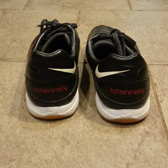 Nike total ninety shoot soccer sneakers - Picture 4 of 8